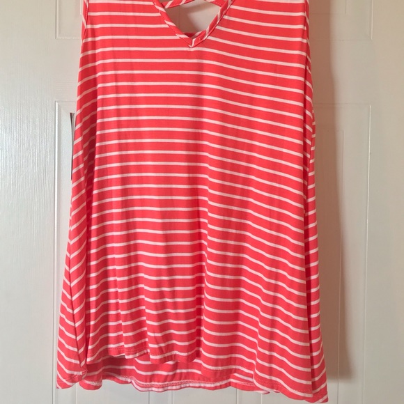 New Maternity Sleeveless Top - Picture 6 of 7